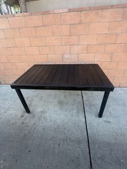 Outdoor Patio Extendable Dining Table