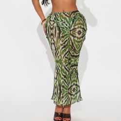 Fashion Nova 4 Piece Set