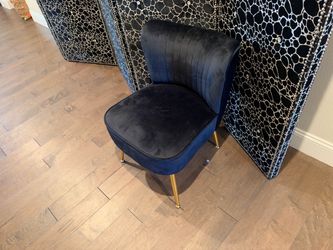 Decorating Chair Set