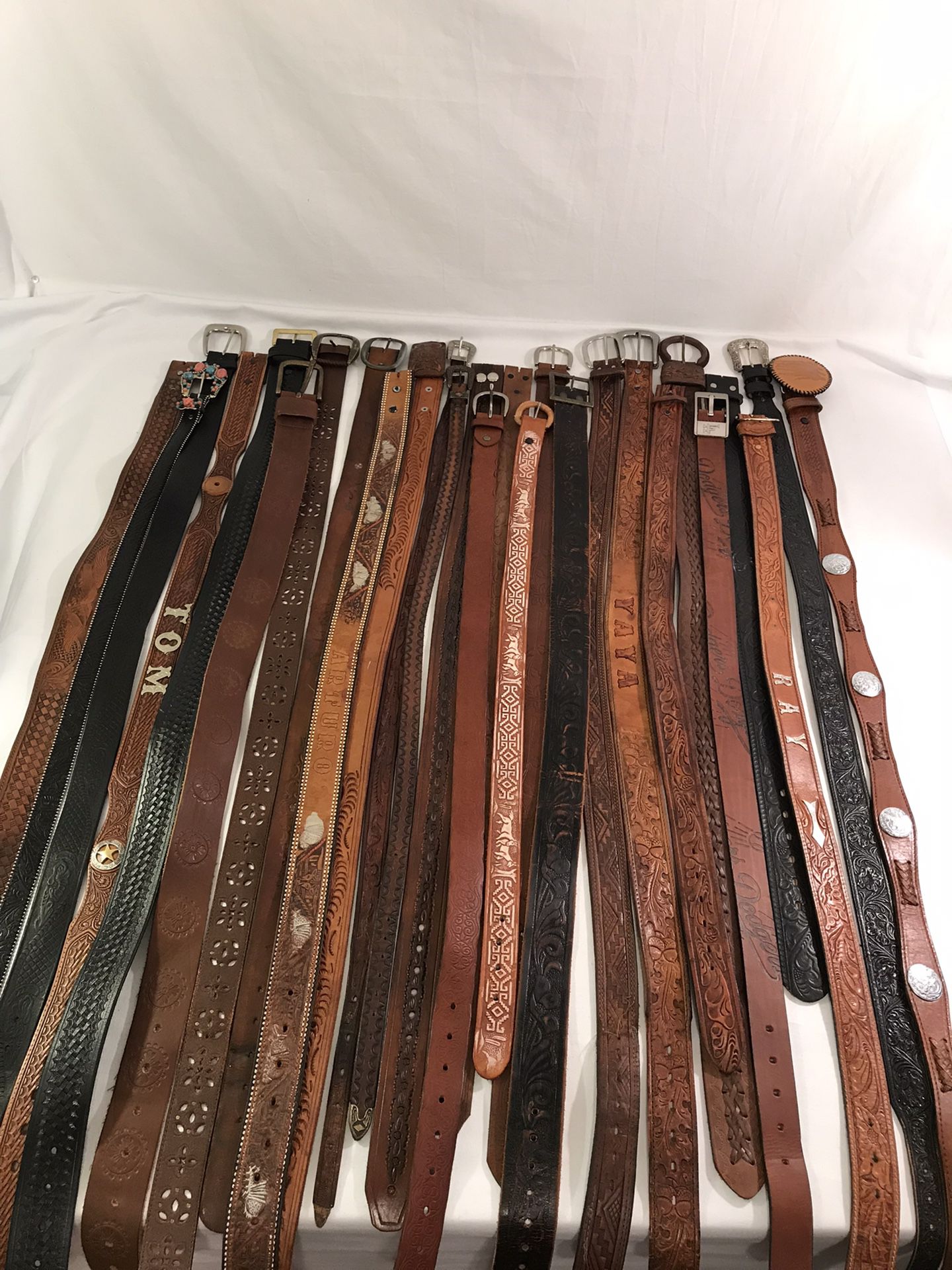 LOT OF 27 LEATHER TOOLED BELTS VINTAGE & CONTEMPORARY 