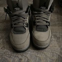 There Brand New Retro 4s 