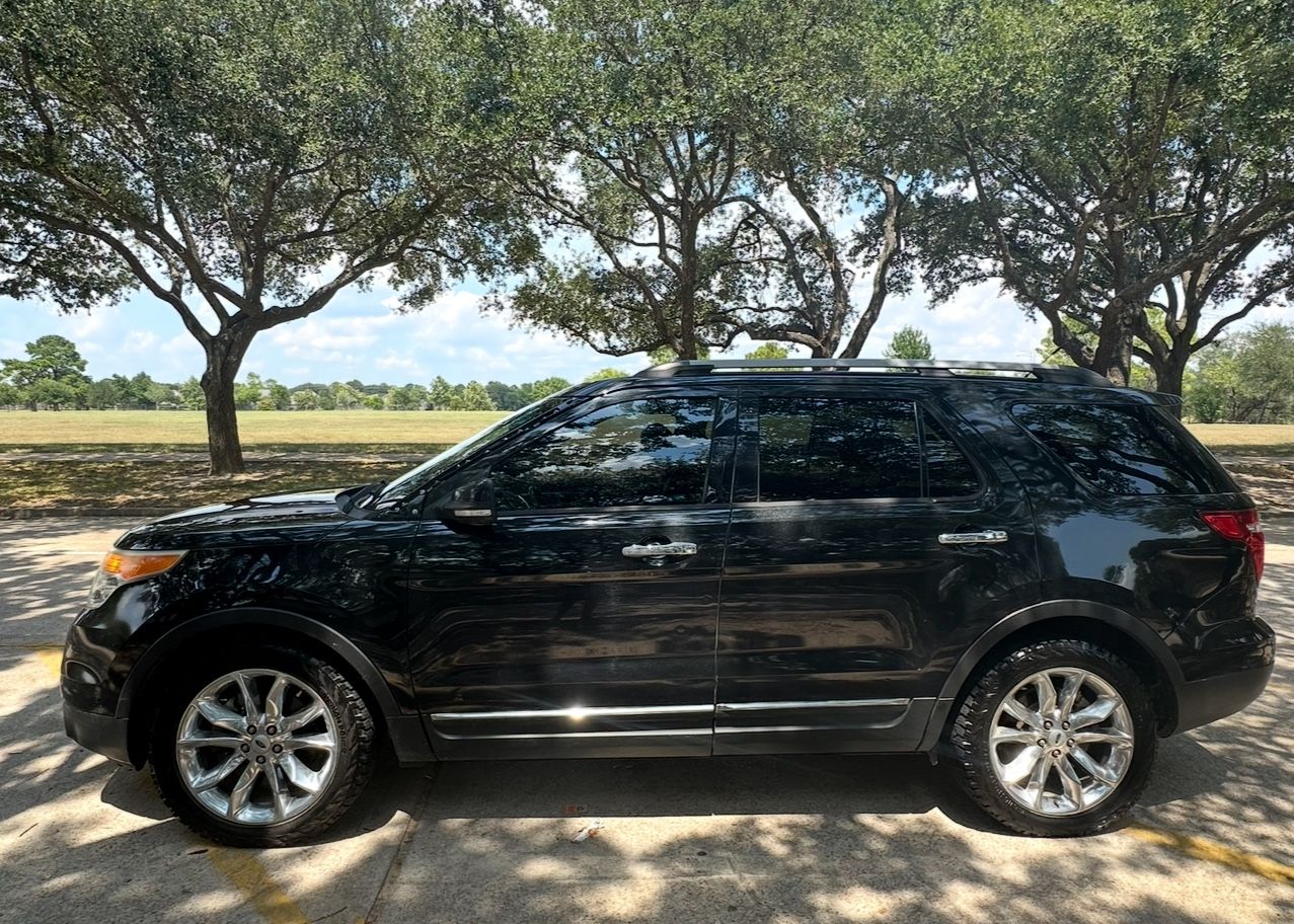 2015 Ford Explorer