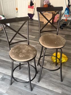 Set of 2 Metal Bar Stools with Cross-Back