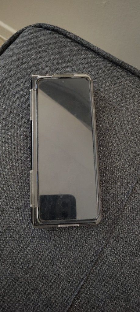 Samsung Galaxy Fold 3