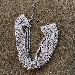 Fashion choker necklace