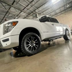 Nissan Titan Leveling Kit & Installation.