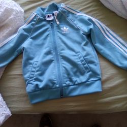 Adidas Sweater.
