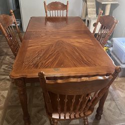 Dining Room Table 