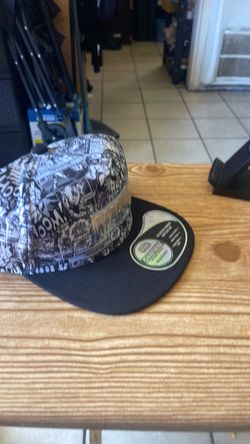 Tengo esta cachucha nueva  one six
