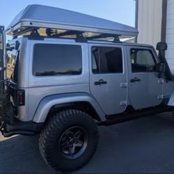 Jeep Wrangler Pop up Camper