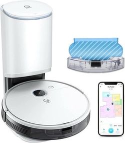 Yeedi self cleaning vacuum/ mop.