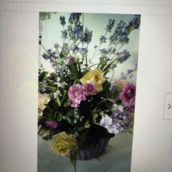 XLG  Silk flower arrangement
