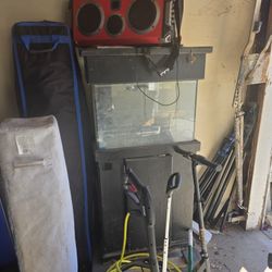 Fish Tanks And Grow Out Tote