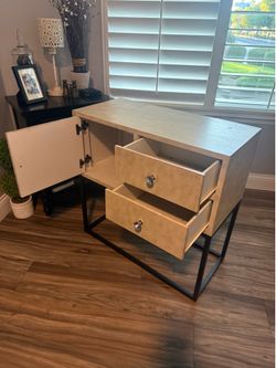Entry table
