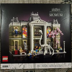 LEGO Natural History Museum 