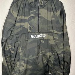 XL Camo Hollister Windbreaker 