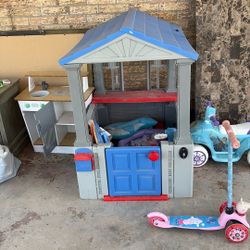 Kids Playhouse