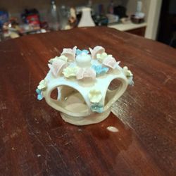 Ardalt porcelain decorative Pin Cushion 