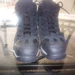 Wolverine steel Toe Boots 70.00$ OBO