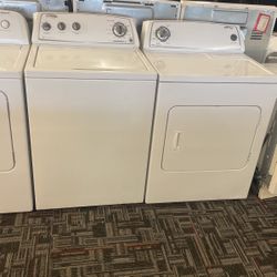 Whirlpool Washer And Dryer Set