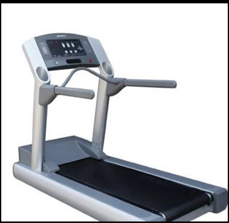 Life fitness commercial treadmill 93Ti