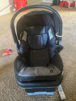 Baby car seat
