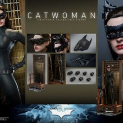 Hot Toys - DC - Catwoman 2.0 -