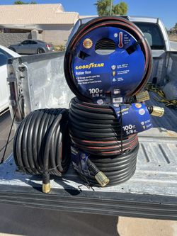 Goodyear MAXLite 5/8 in. x 100 ft. Premium Duty Rubber plus Water Hose $40 BRAN NEW FIRM ON PRICE 
