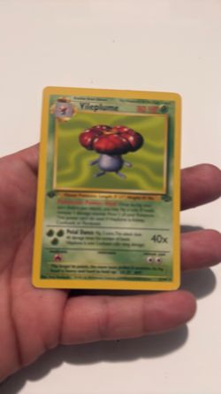 Vileplume Pokémon Trading Card