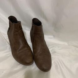 FADED GLORY Womens Size 9 Brown Ankle Boots Booties
