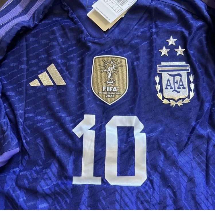 Authentic Messi #10 Argentina Away XLarge Slim Fit Jersey 3 star World Cup  jersey W/Tag for Sale in Hacienda Heights, CA - OfferUp