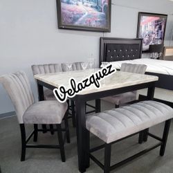✅️✅️5pc Black / Gray Square Counter Height dining Set (Bench not included)✅️