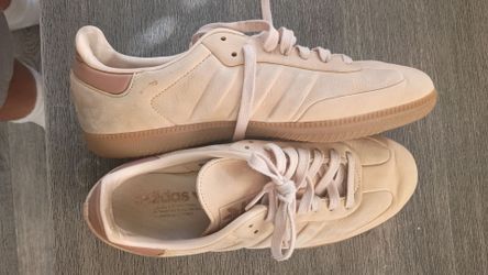 Light brown Adidas sambas size 9