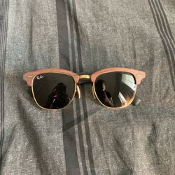 Clubmaster Wood Discontinued Ray Bans for Sale in Los Angeles, CA - OfferUp