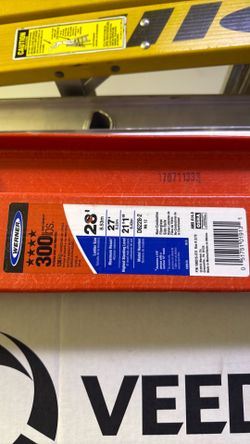 Werner 28 feet fiberglass ladder