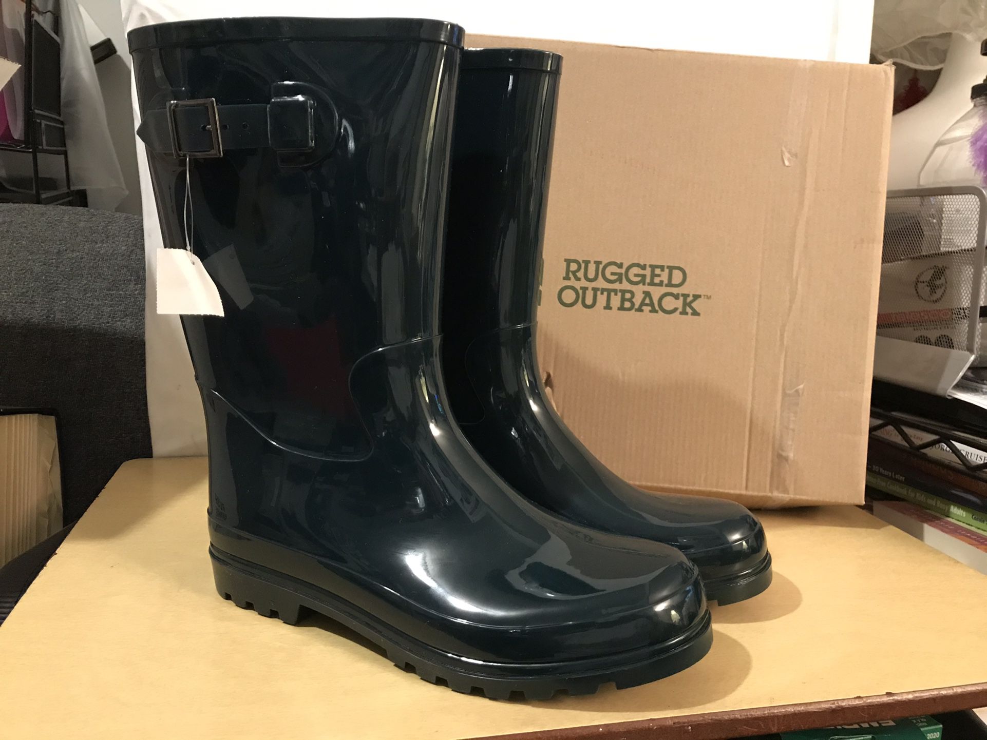 Rugged Outback Green Rubber Boots Size 12