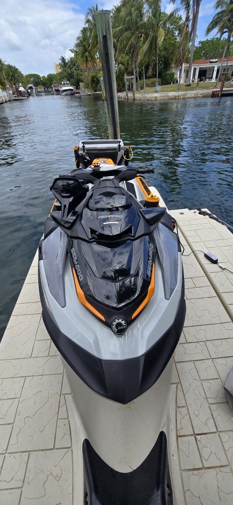 2022 Seadoo FISH PRO TROPHY