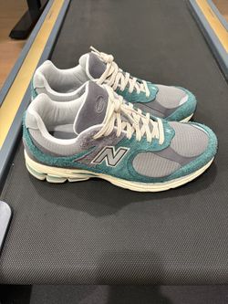 New Balance 2002R Size 13