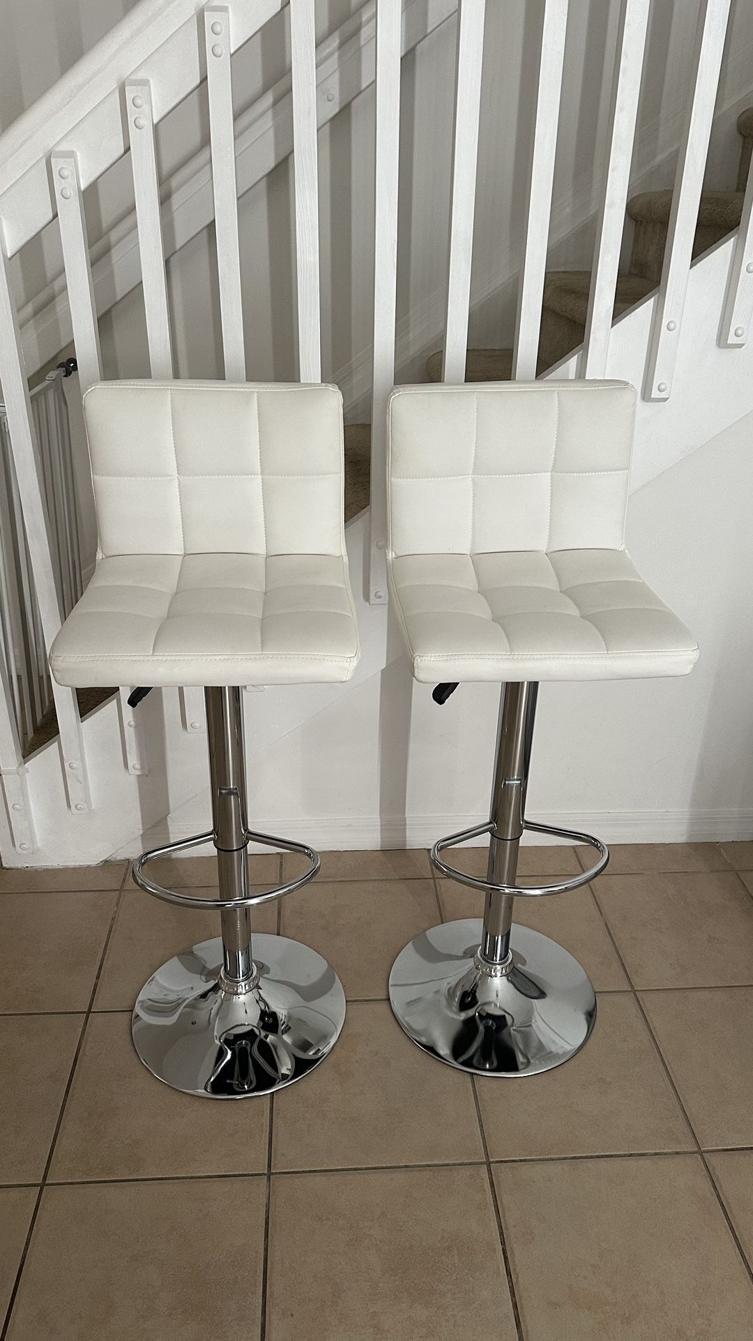 Orren Ellis Stallcup Swivel Upholstered Counter Stools With Metal Frame