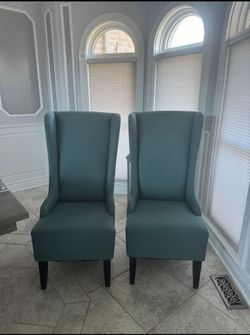 Accent Chairs