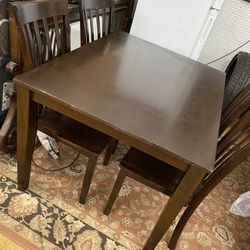 Dining Table And Four Chair 