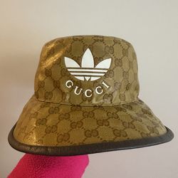 Gucci adidas bucket hat