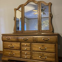 Gillespie Furniture Queen Bedroom Set, Mid Century, Solid Wood, Made In USA