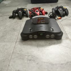 Nintendo 64 With Super Smash Bros And Controller 