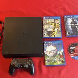 Ps4 Slim with 4 games and controller 