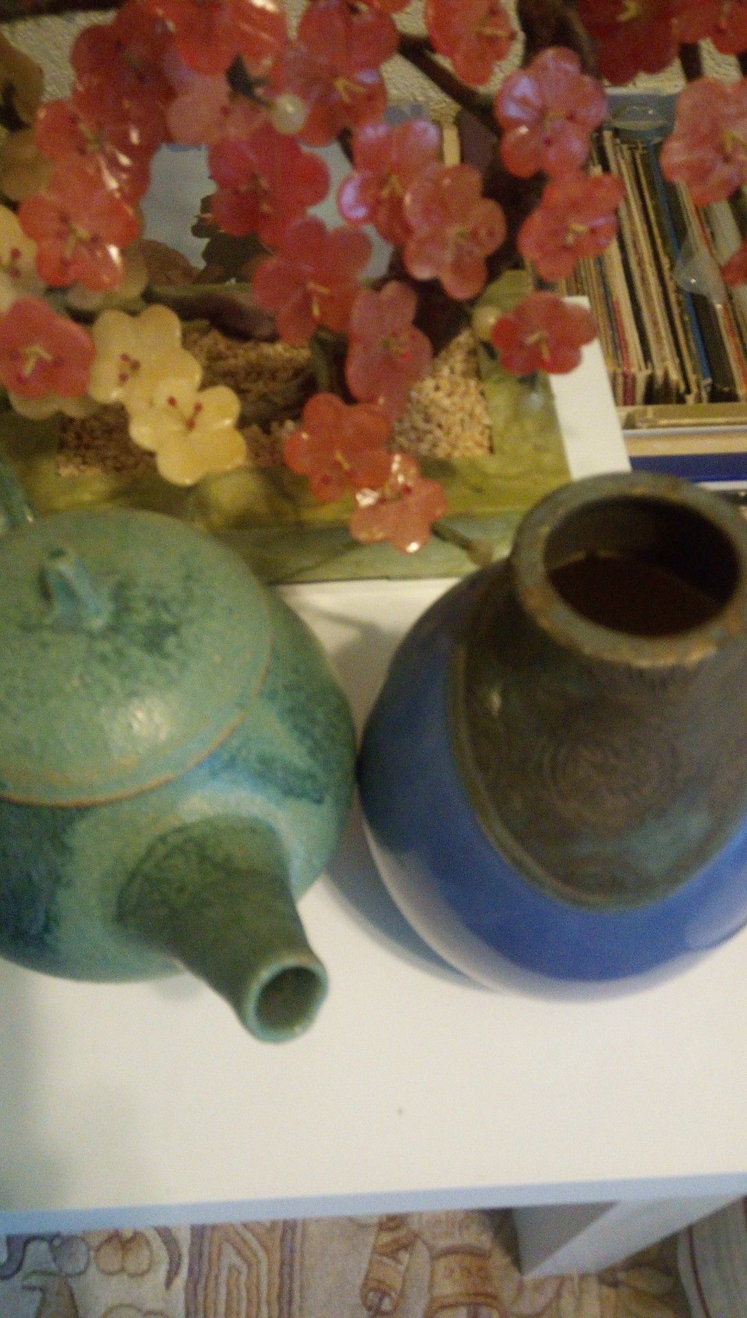 2 chinese antique pieces ,1 teapot 1chinese scrolled vase