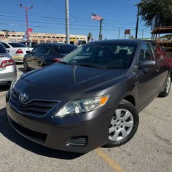 2011 TOYOTA CAMRY 