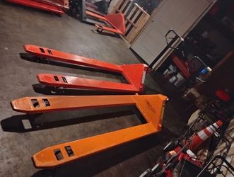 6ft long Palletjacks $1200 come get 1 Lancaster tx