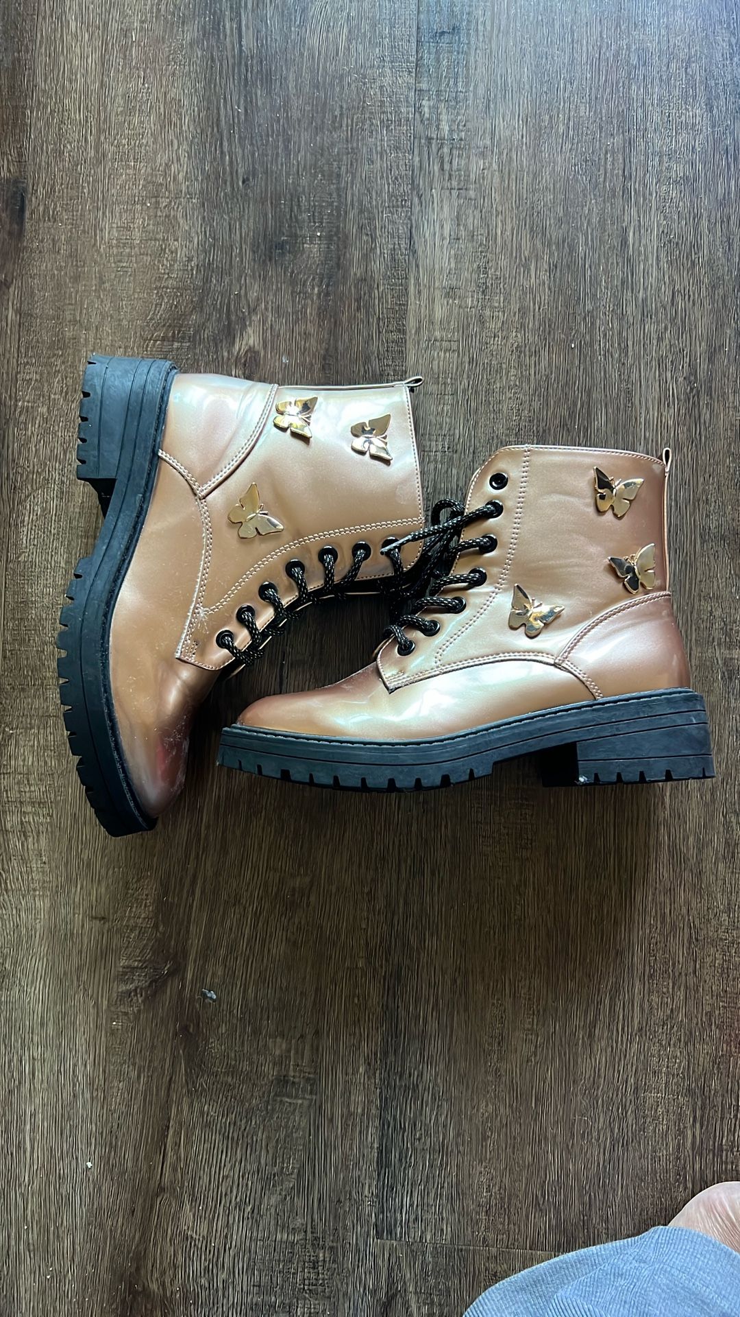 Girls Butterfly Boots Size: 4