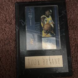 1996-97 SP Holoview Kobe Bryant card on plaque